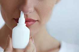 Aká je najlepšia voľba pre kvapky alebo nosový sprej?