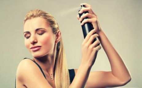 Bagaimana cara menggunakan hair spray?