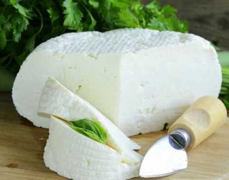 Razlika između feta sira i feta