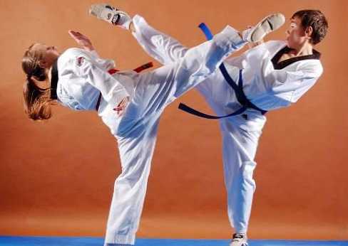 Różnica między karate a taekwondo