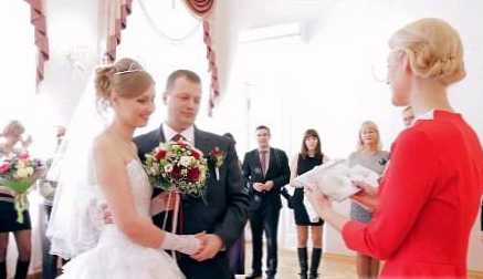 Razlika između svečane registracije braka i običnog