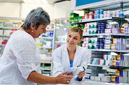 Каква е разликата между аптека и аптека?