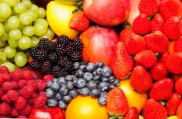 Jaka jest różnica między jagodami a owocami, cechy i różnice