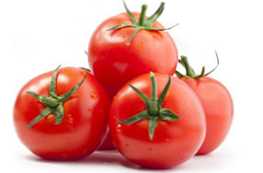 Чим томат відрізняється від помідора і чи є різниця