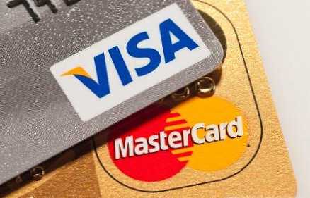 Perbedaan antara Visa dan MasterCard